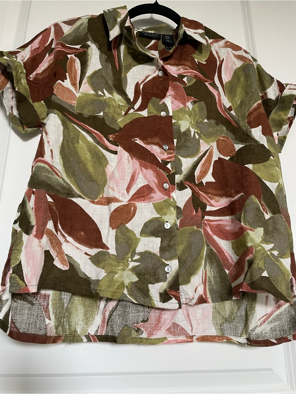 NWT Tahari 100% Linen Shirt Womens XS Collared Resort Coastal Beach Relaxed Vaca